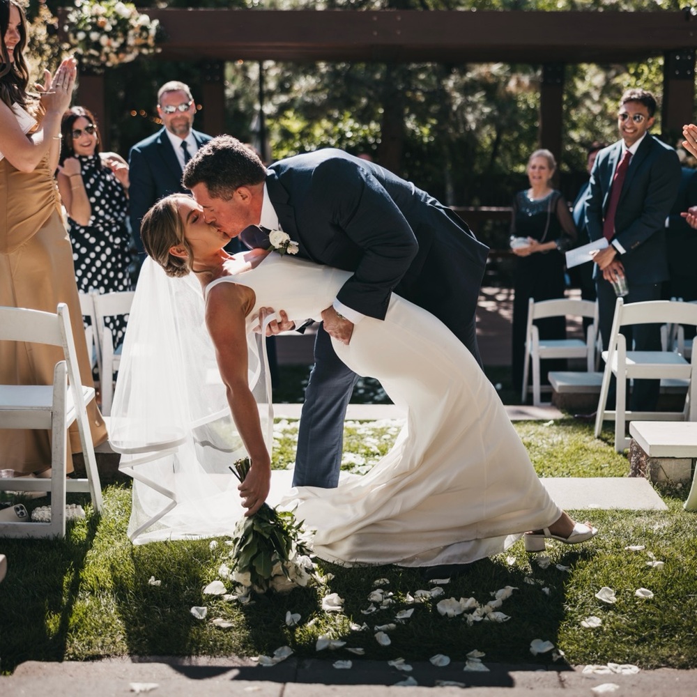 Elegant White Bias Wedding Veil